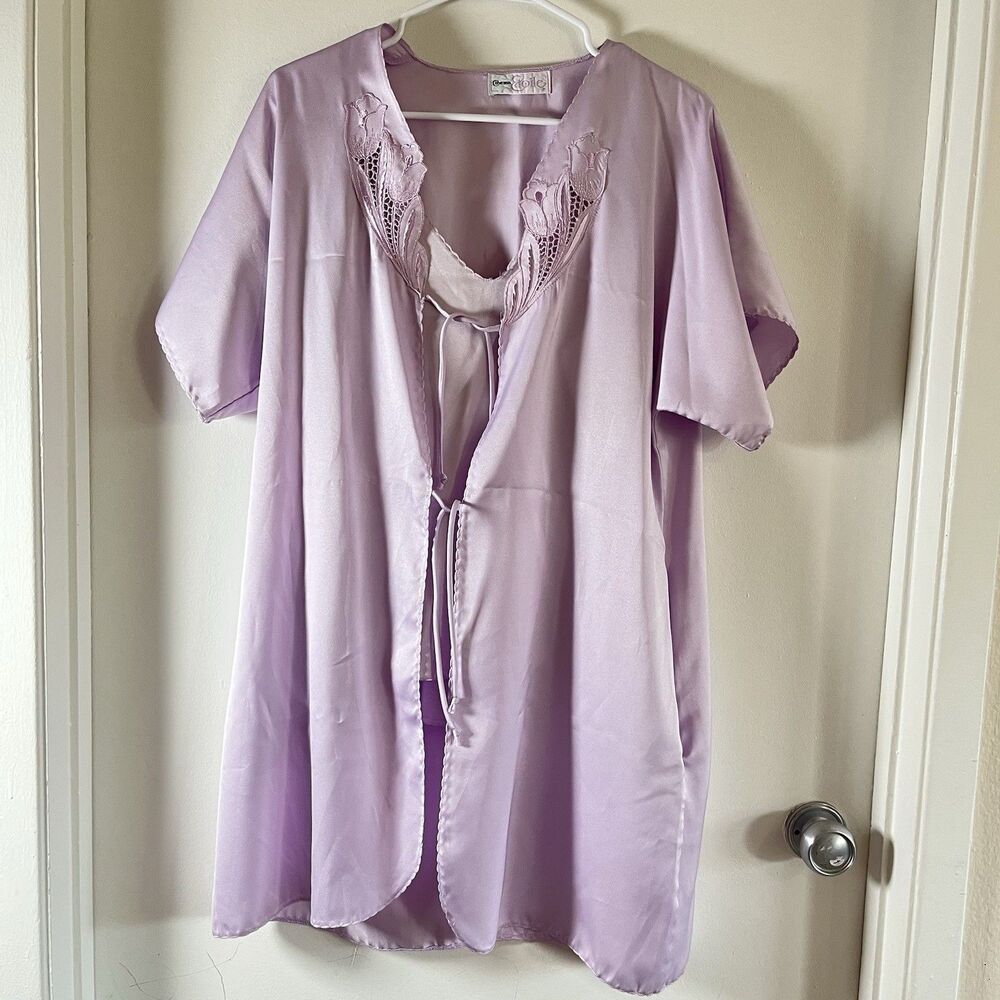 VTG Cinema Etoile Womens Robe Tie Front Purple Embroidered Floral Sz M With Cami